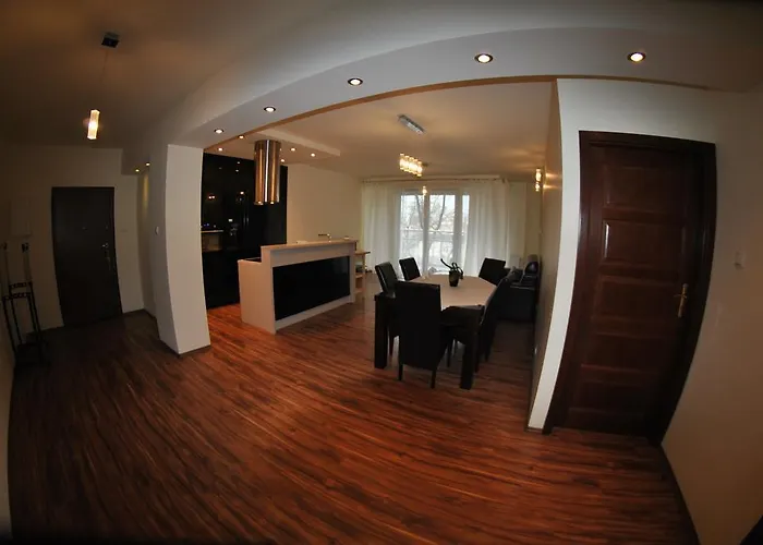 Royal - Inowroclawska ורוצלב